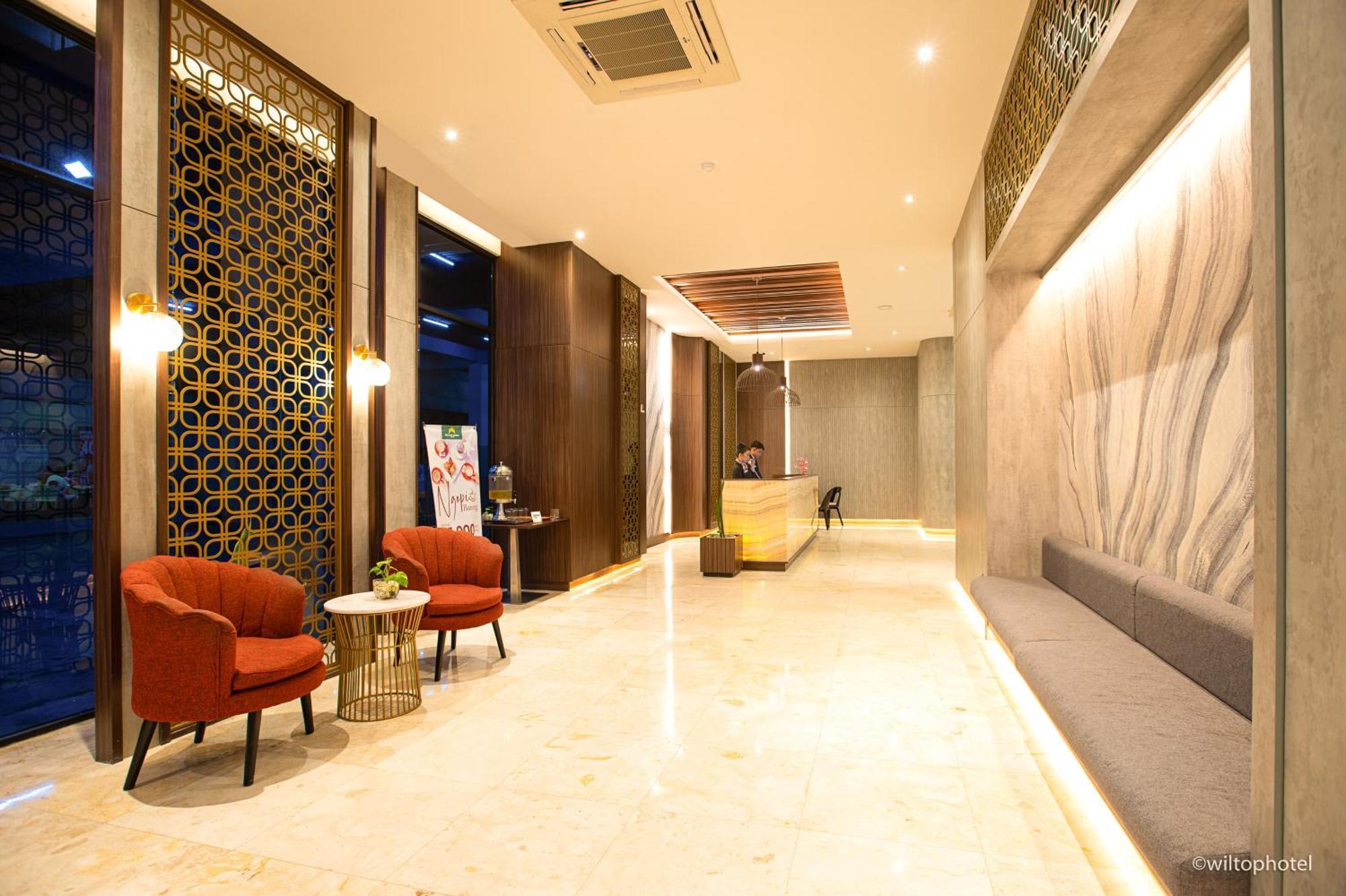 Wiltop Hotel Jambi Bagian luar foto